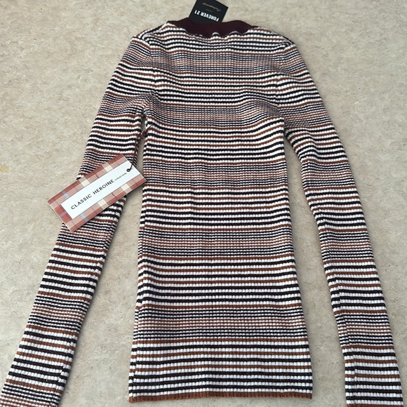 FOREVER 21 Burgundy/Amber Stripe Sweater Top - Picture 6 of 6